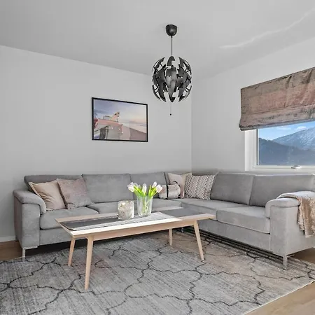 Feriehus 6 Bedroom House With Great View *