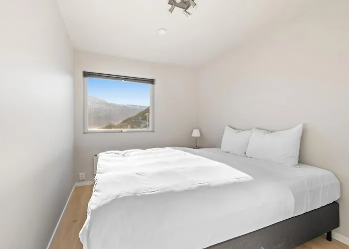 Semesterbostad 6 Bedroom House With Great View